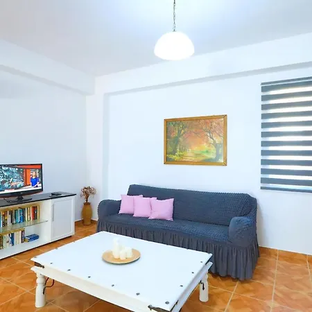 Paola House * Agios Stefanos Kassiopi